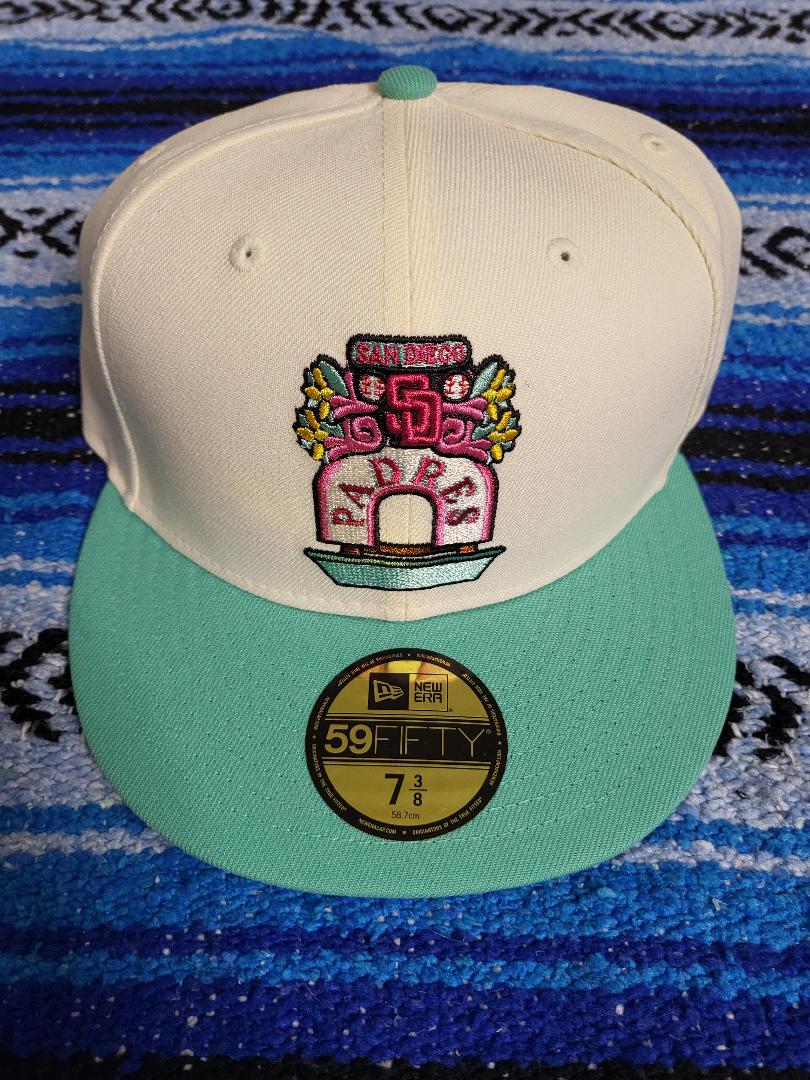 Turquoise/Pink Padres fitted Mexico City EXCLUSIVE